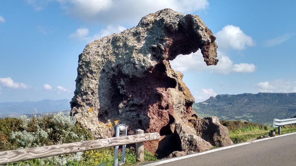 Appartamento Coghinas Sedini Exteriör bild
