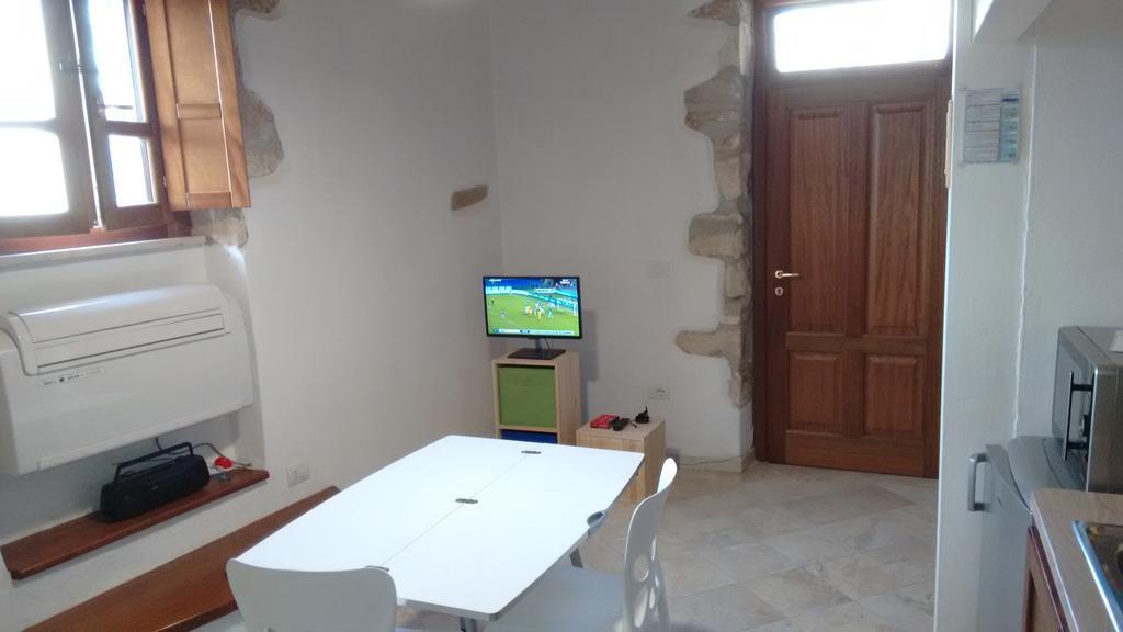 Appartamento Coghinas Sedini Exteriör bild